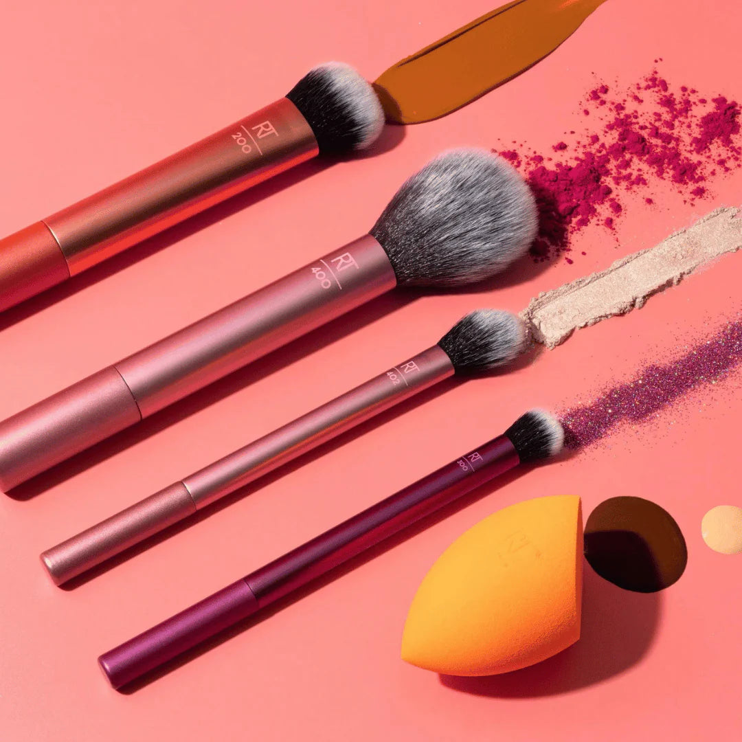 RT EYERYDAY ESSENTIALS BRUSH KIT x4 + SPONGE