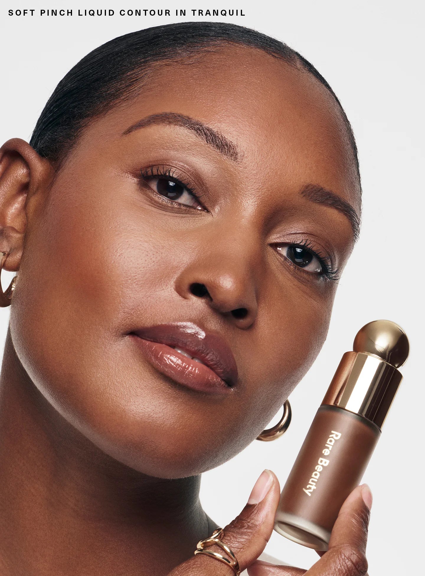 RARE BEAUTY Soft Pinch Liquid Contour
