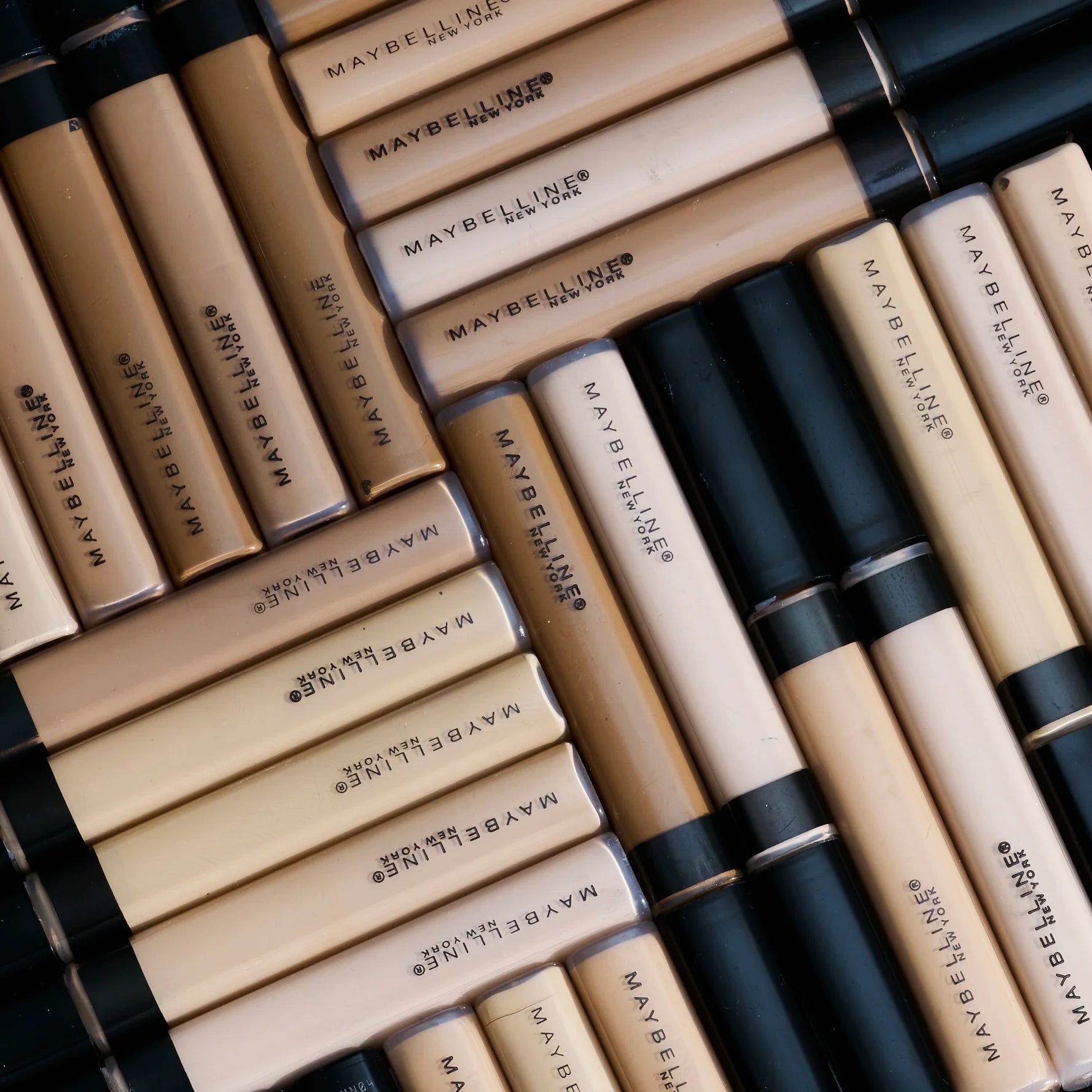 MAYBELLINE Flawless Fit Me Concealer Oil and Fragrance Free - Natural Coverage