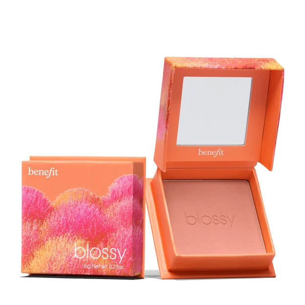 BENEFIT Blossy Warm apricot brightening blush 6 g Net wt. 0.21 oz.  Warm apricot brightening blush