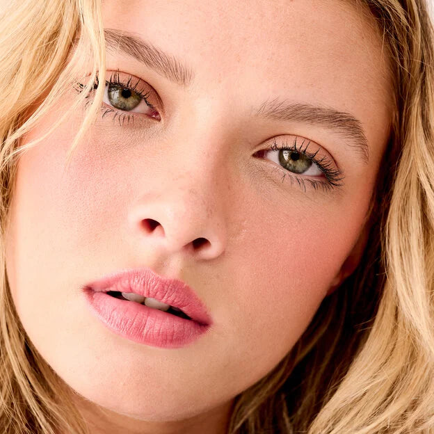 BENEFIT Shellie Warm seashell-pink blush