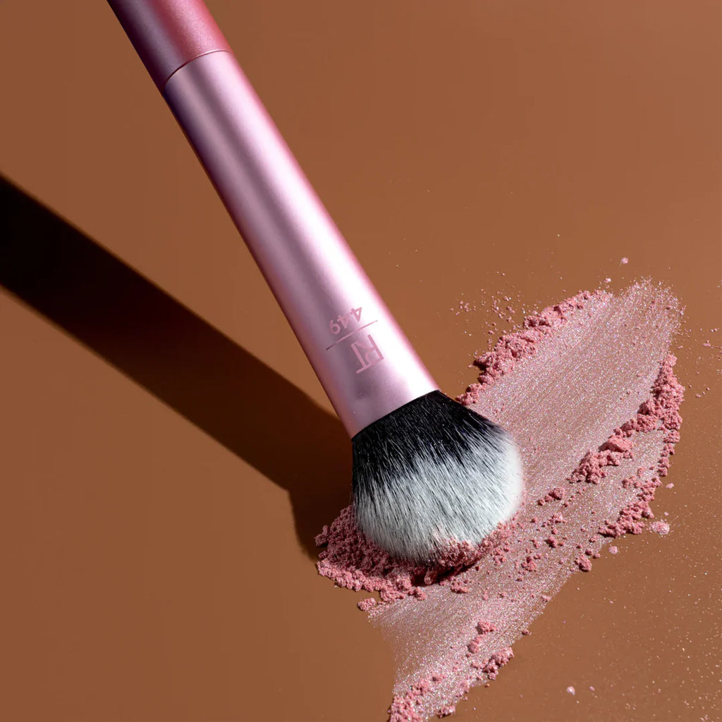 RT TAPERED CHEEK BRUSH